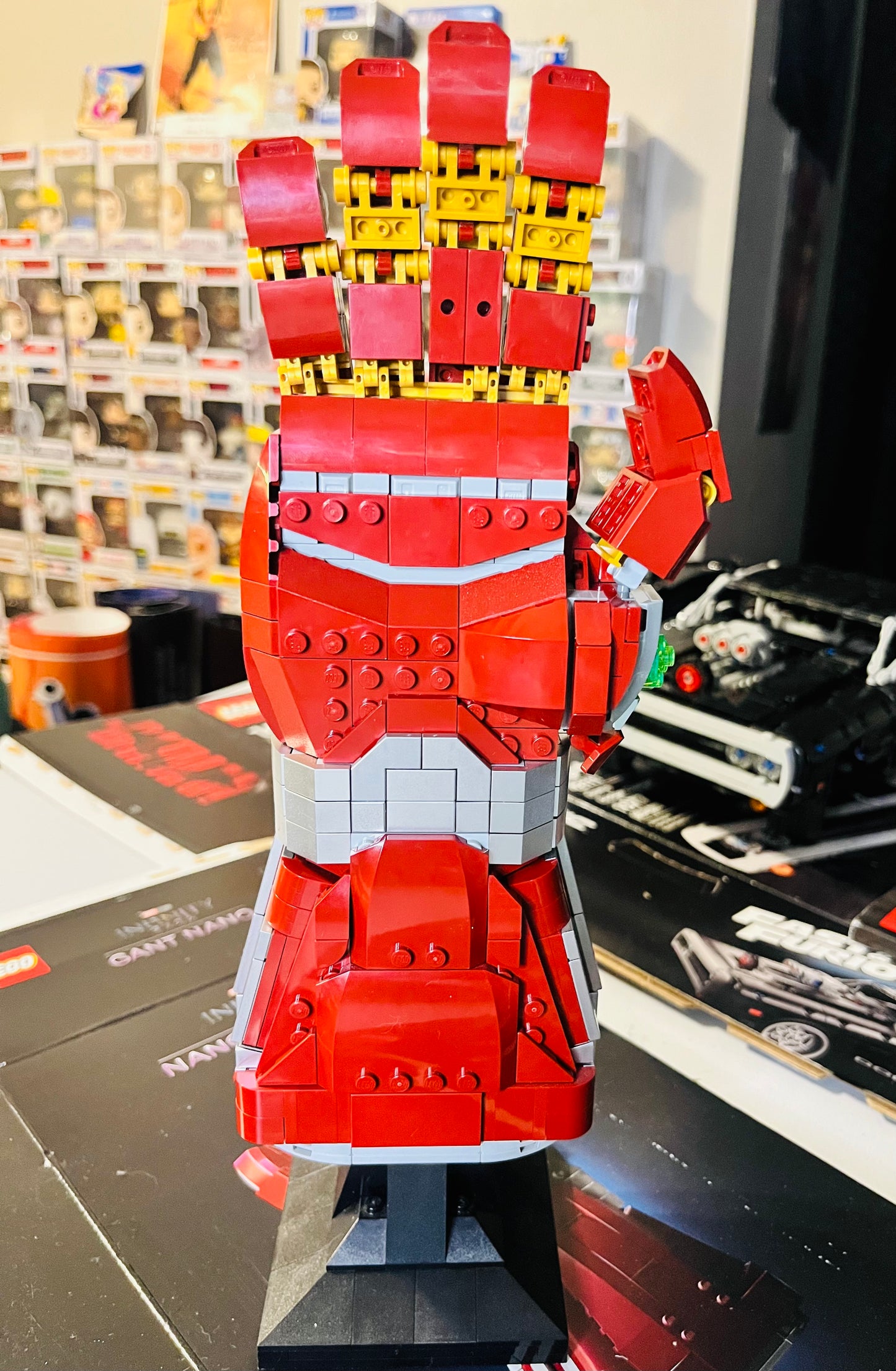 LEGO Marvel 76223 Nano Gauntlet